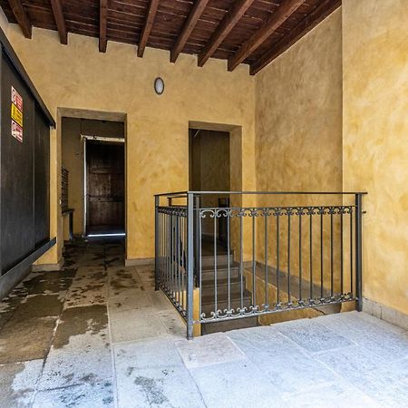 Xenia Apartments - Accogliente Pied-A-Terre Sui Navigli 밀라노 외부 사진