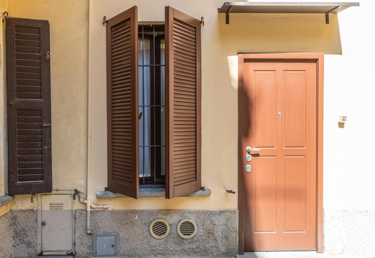 Xenia Apartments - Accogliente Pied-A-Terre Sui Navigli 밀라노 외부 사진